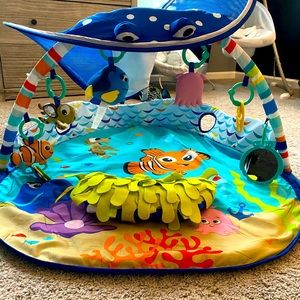 Disney Finding Nemo Playmat